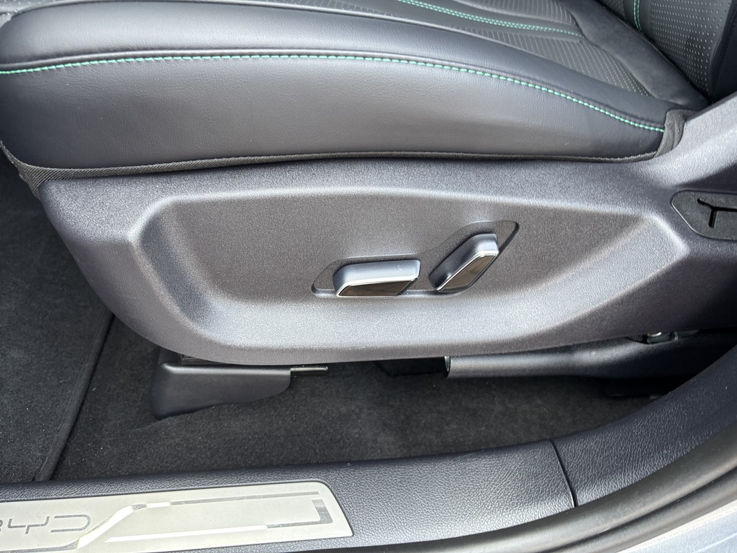 BYD SEAL U