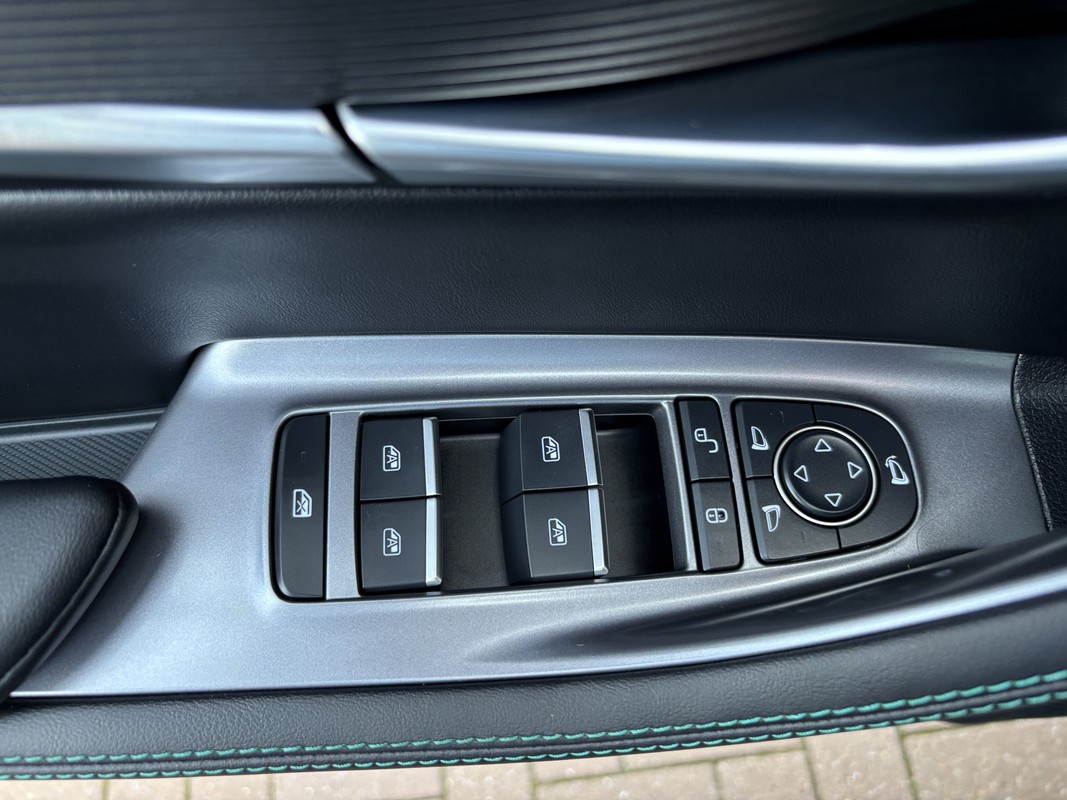 BYD SEAL U
