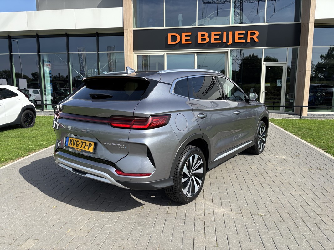 BYD SEAL U