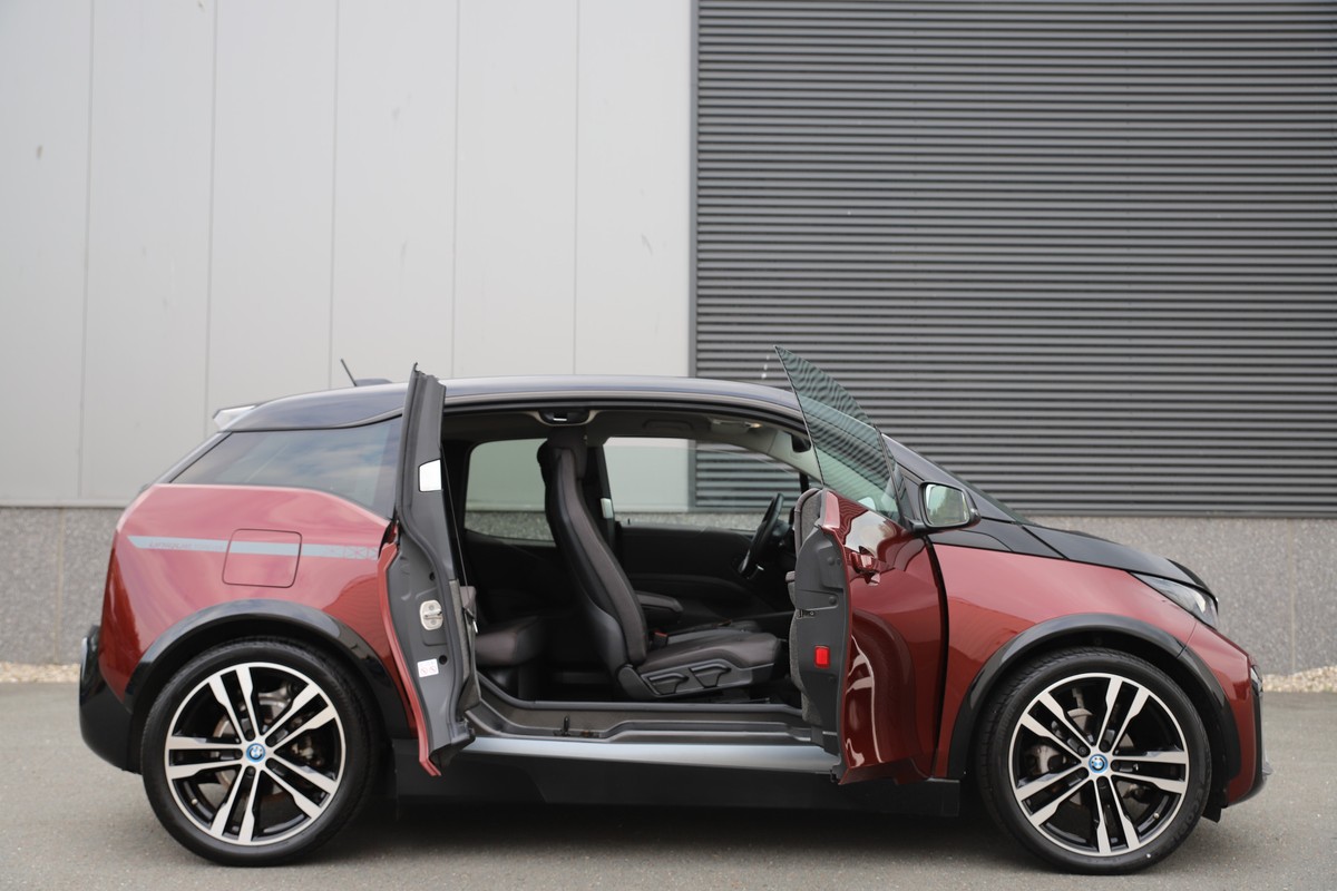 BMW i3