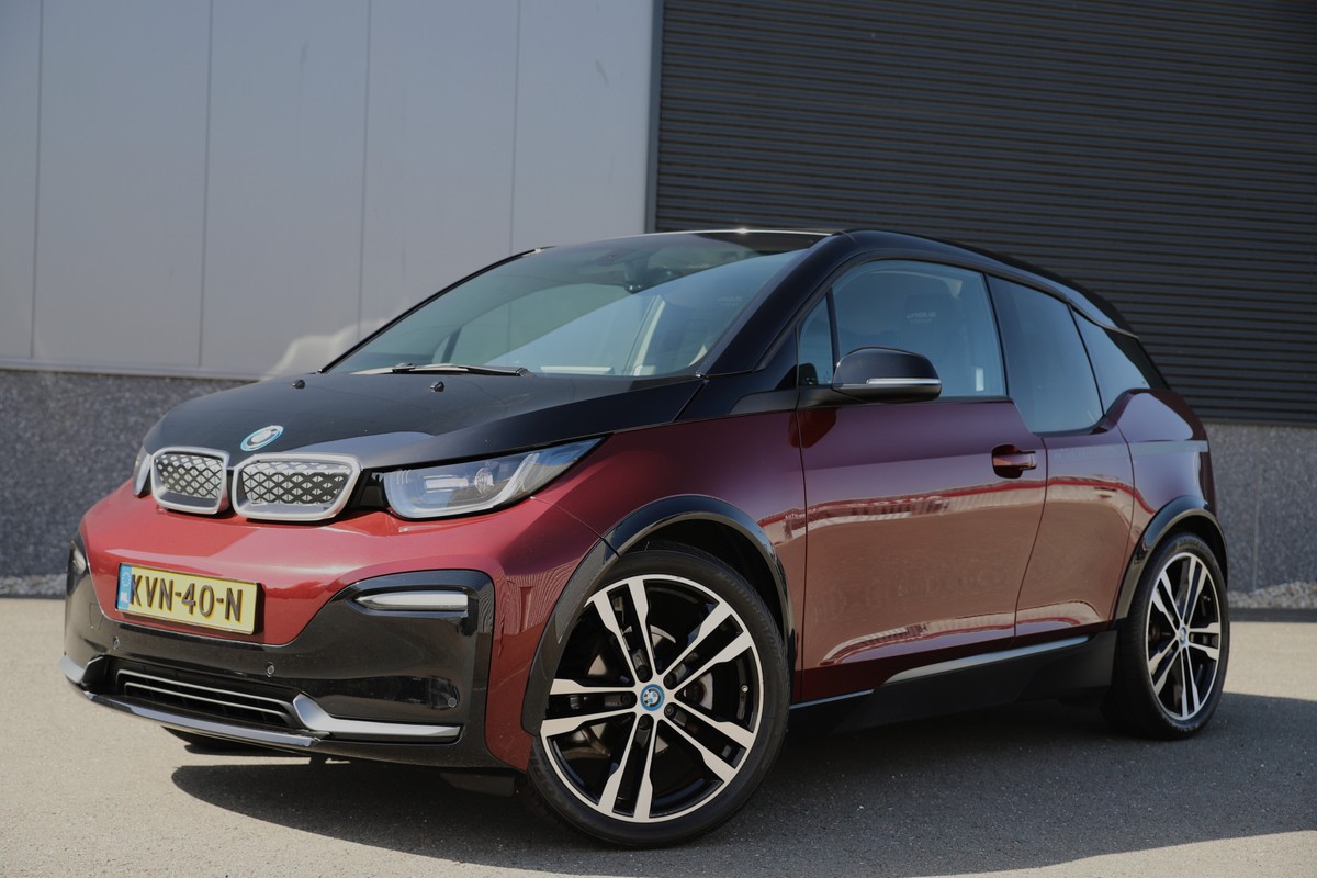 BMW i3