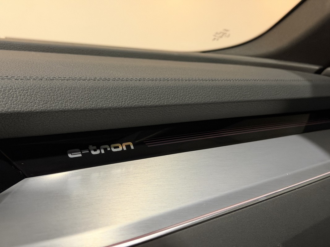 Audi Q8 Sportback e-tron