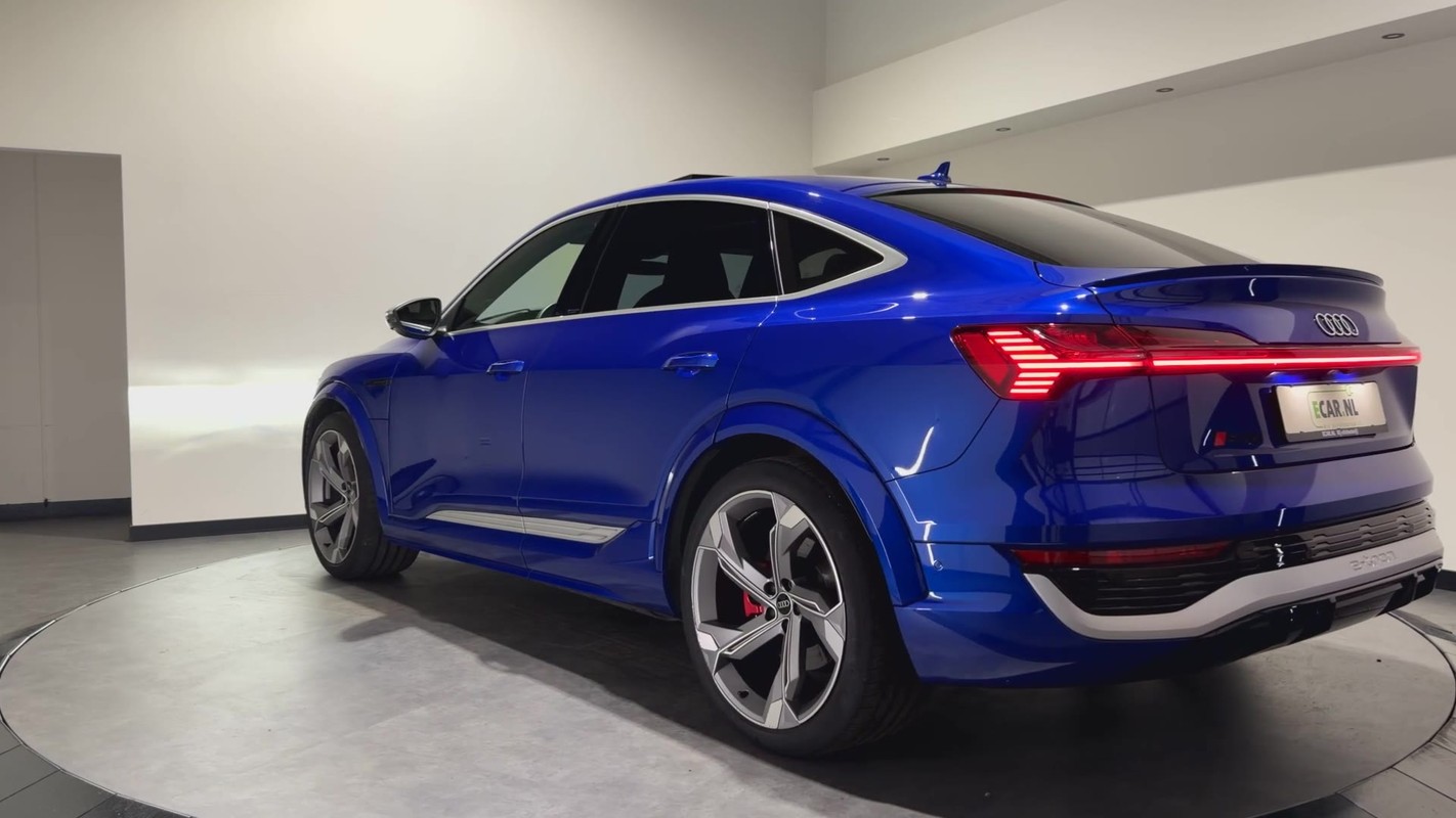 Audi Q8 Sportback e-tron