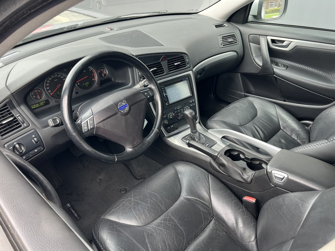 Volvo XC70