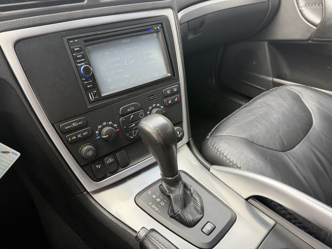 Volvo XC70