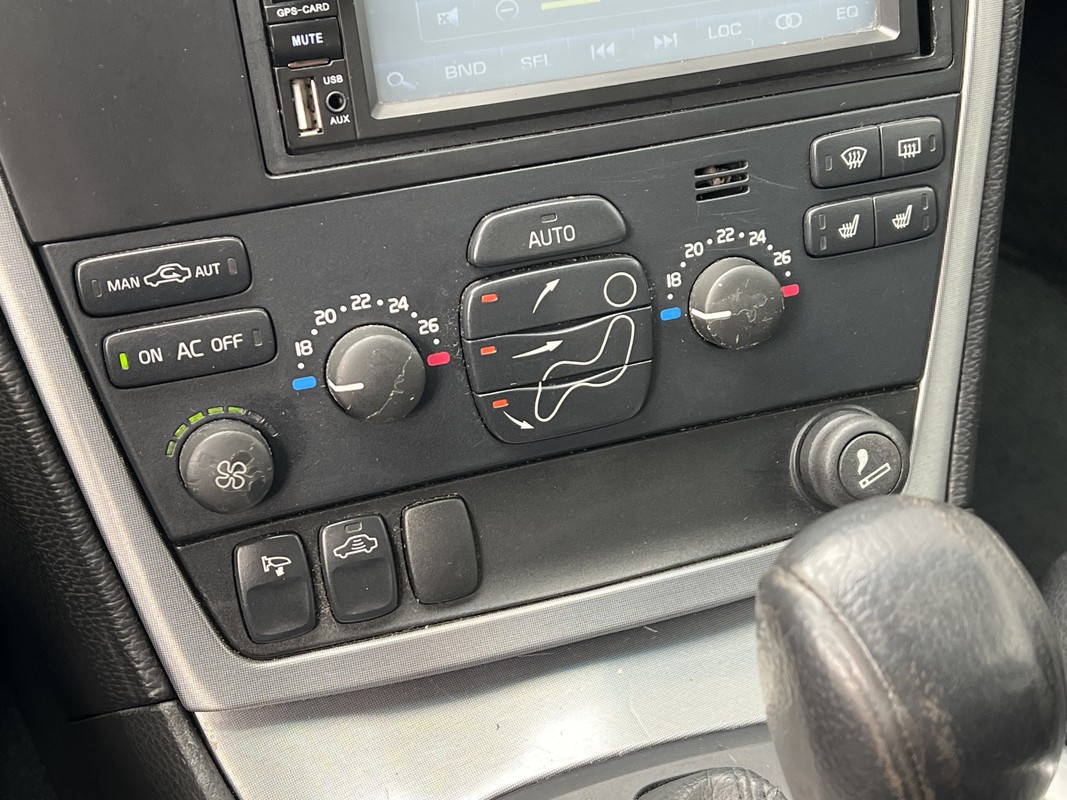 Volvo XC70