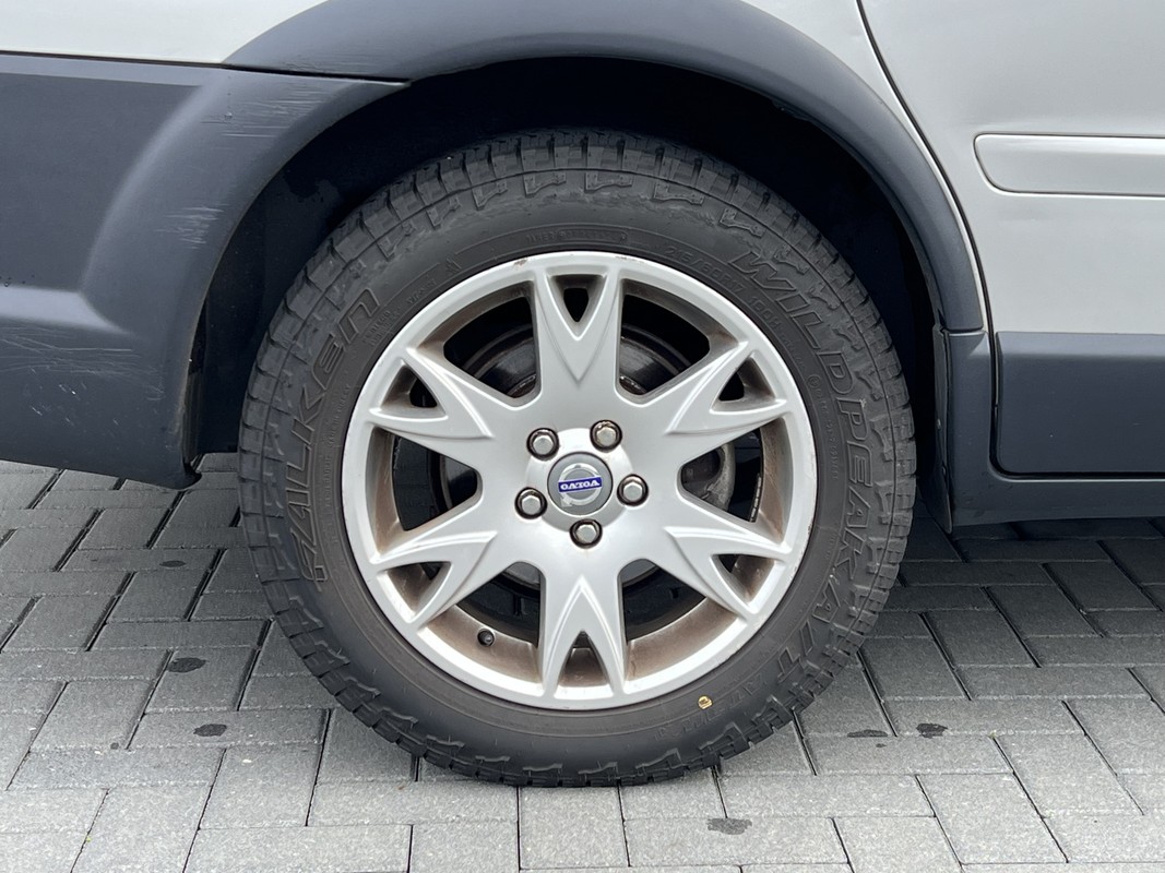 Volvo XC70