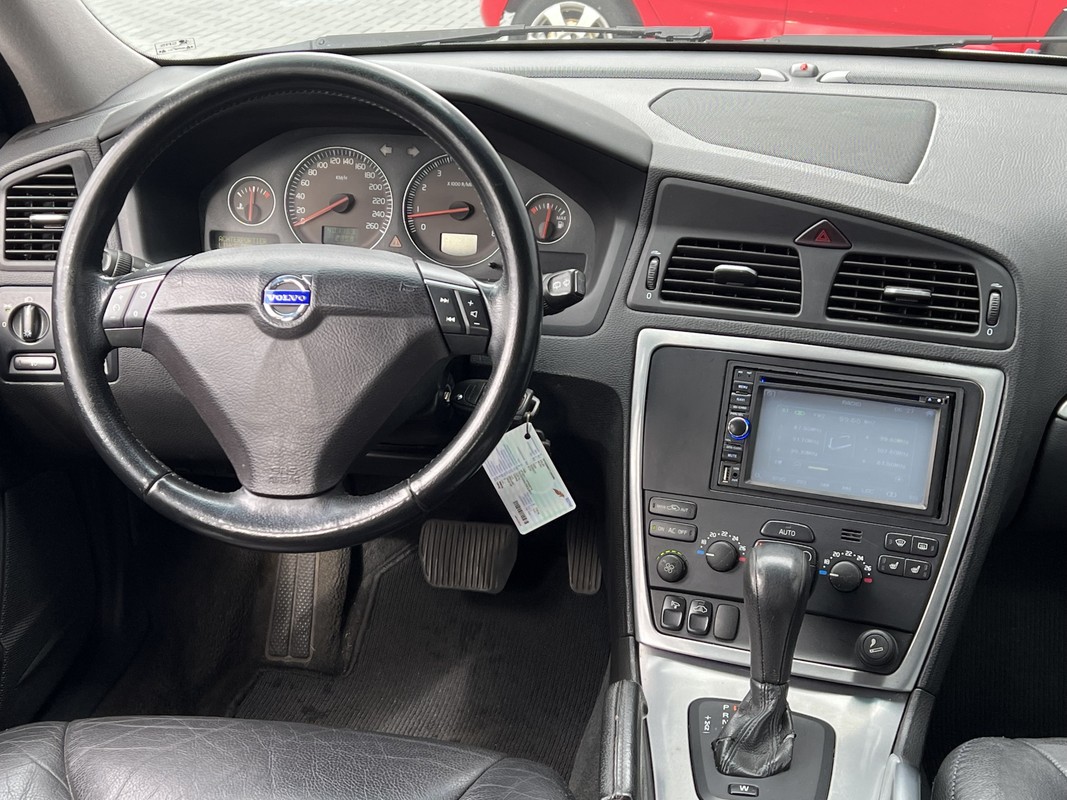 Volvo XC70