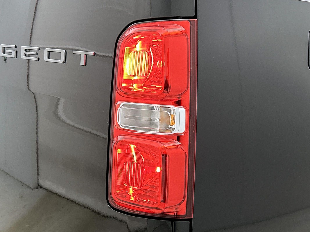 Peugeot e-Expert
