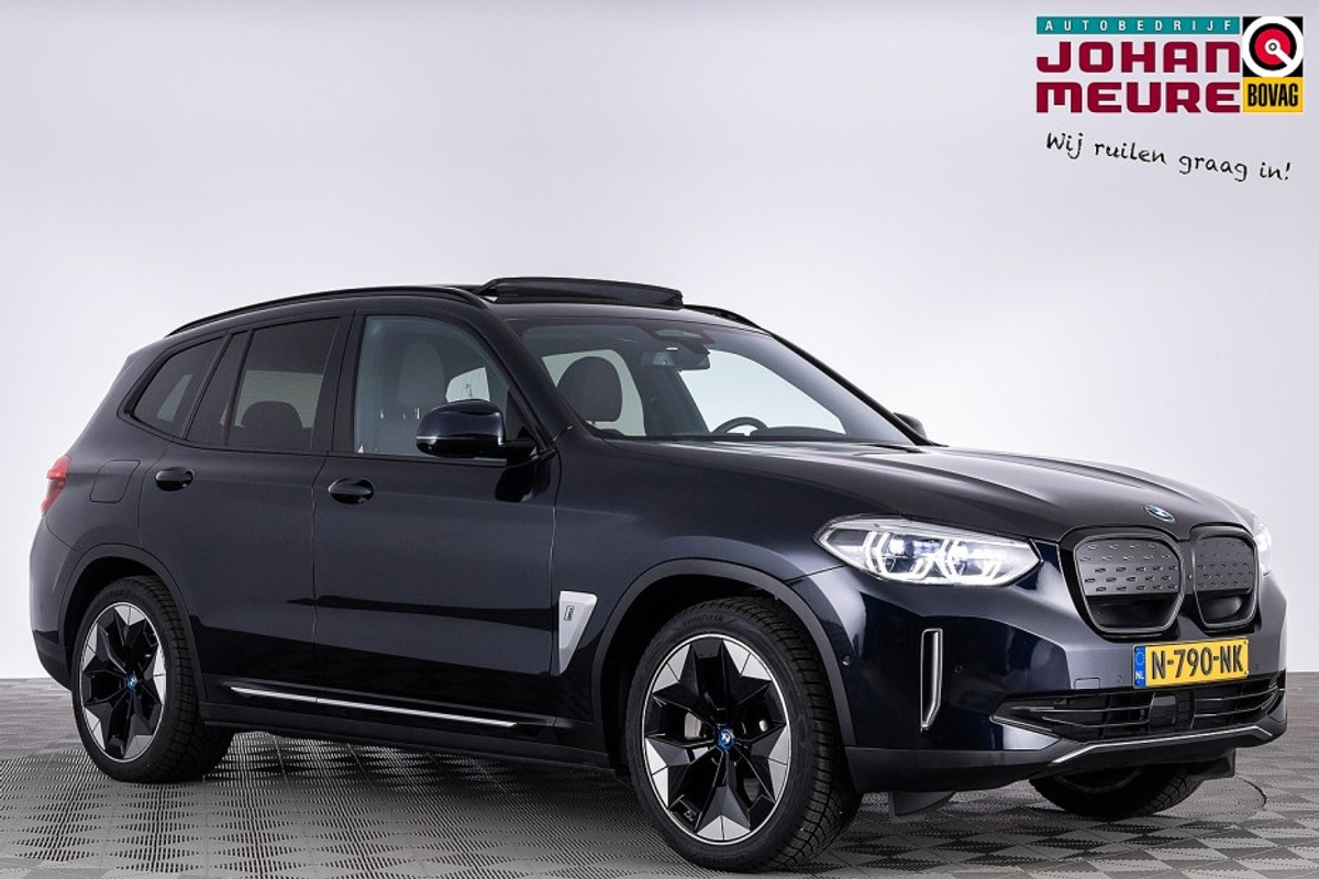 BMW iX3