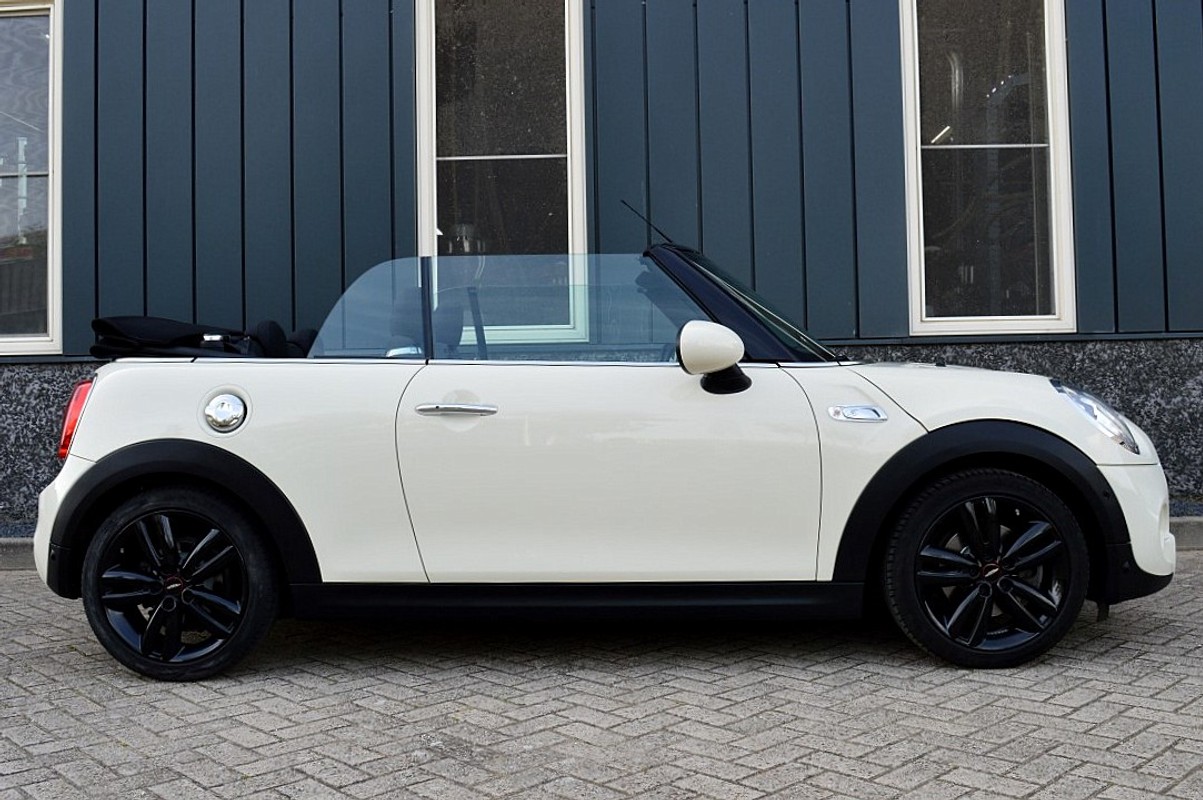MINI Cooper S Cabrio