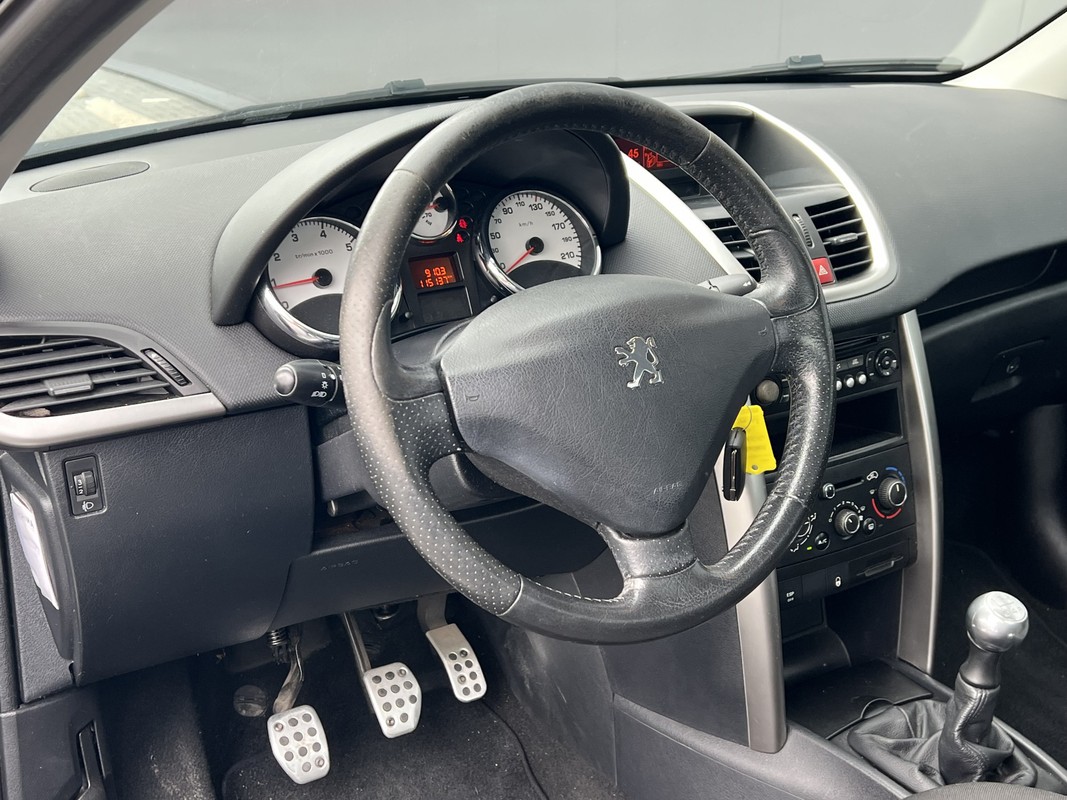Peugeot 207