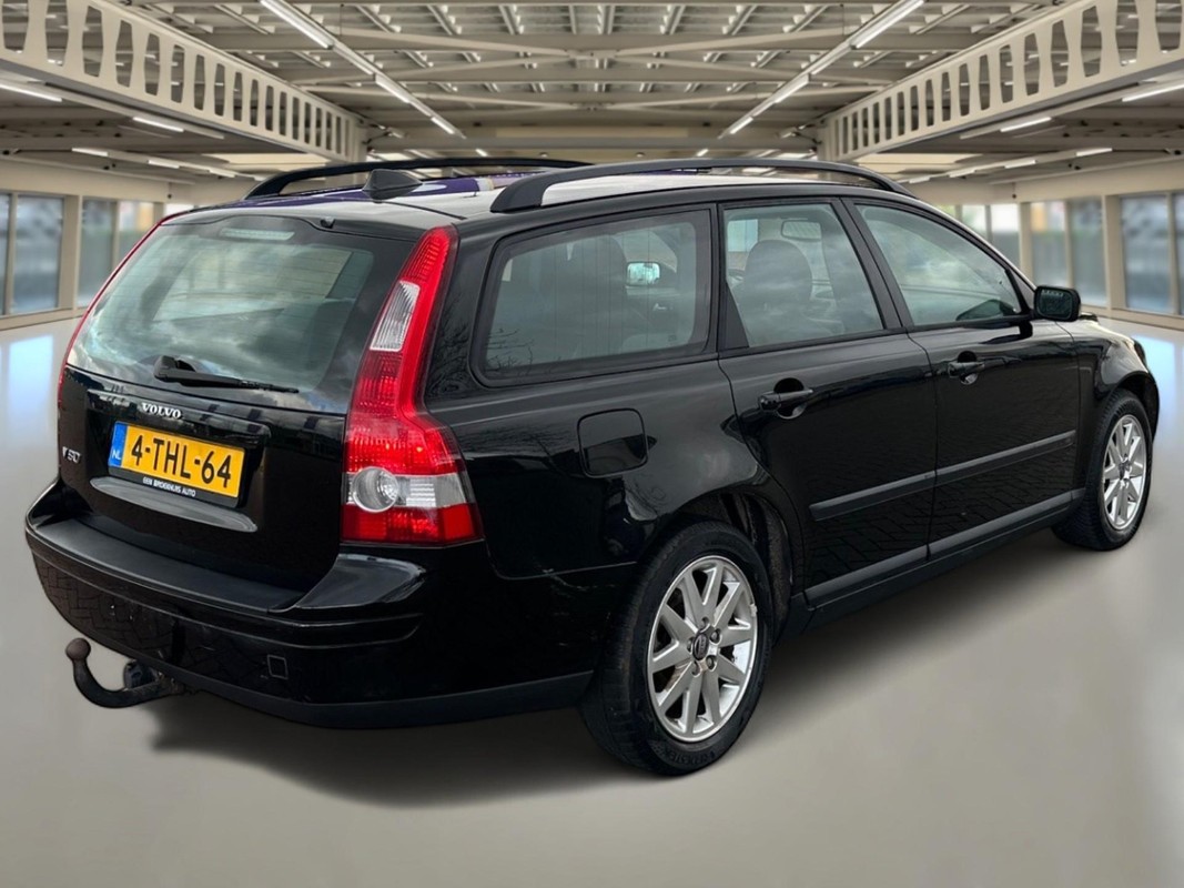 Volvo V50