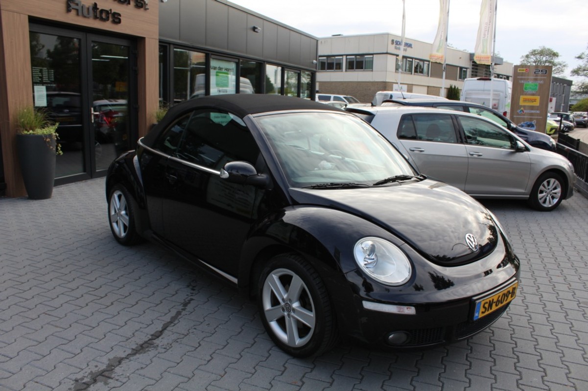 Volkswagen New Beetle