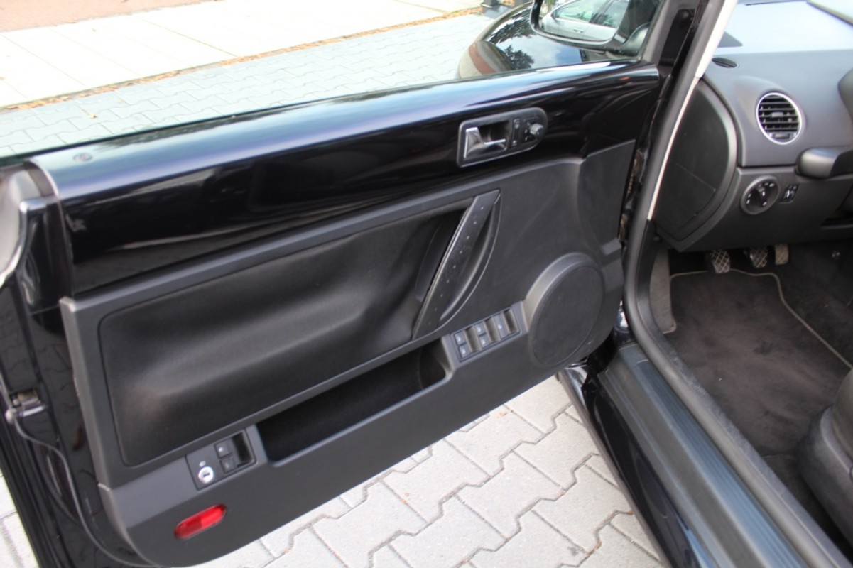 Volkswagen New Beetle