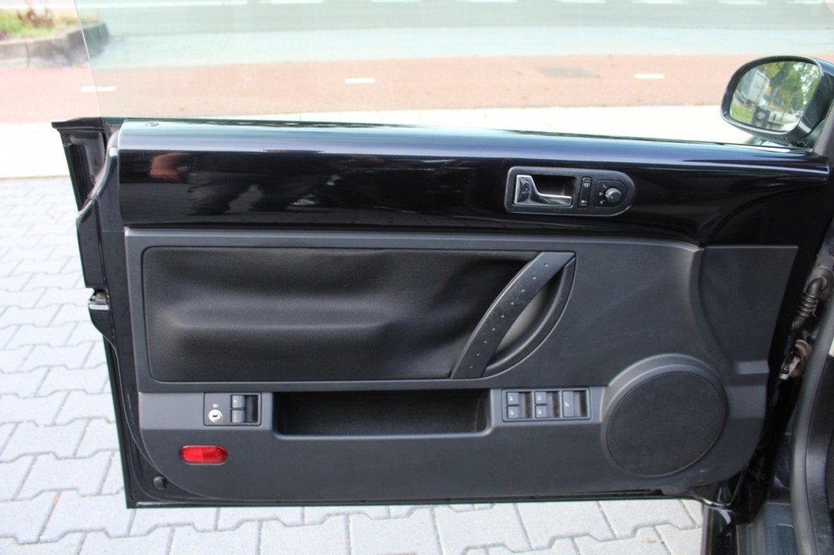 Volkswagen New Beetle