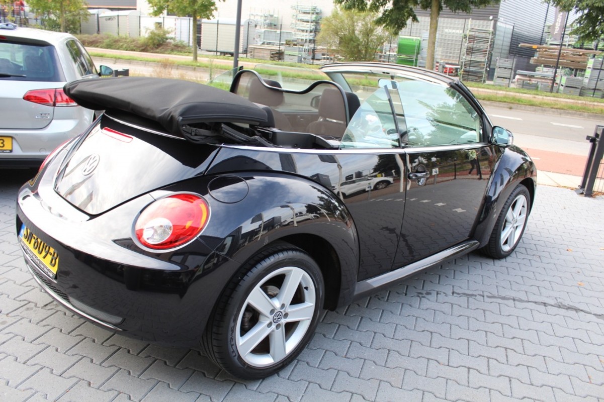 Volkswagen New Beetle