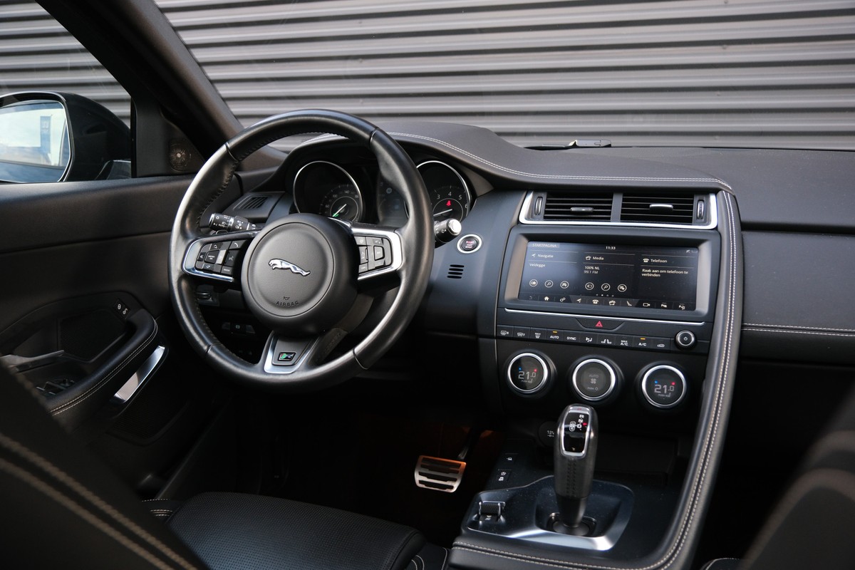 Jaguar E-PACE