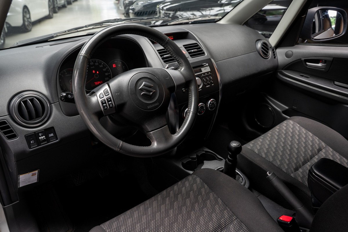 Suzuki SX4