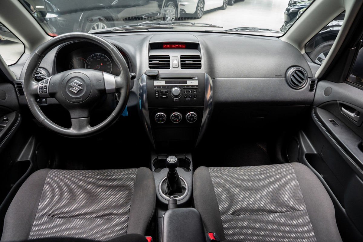 Suzuki SX4