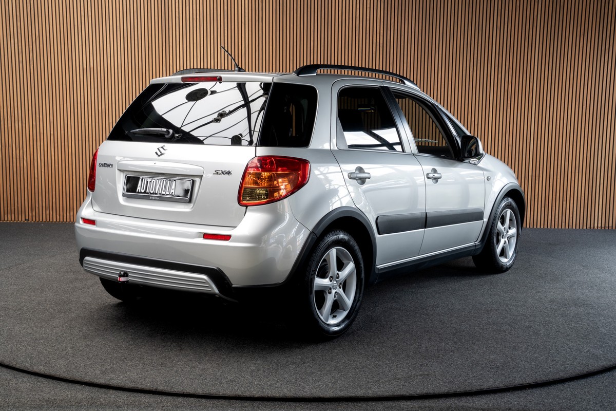 Suzuki SX4