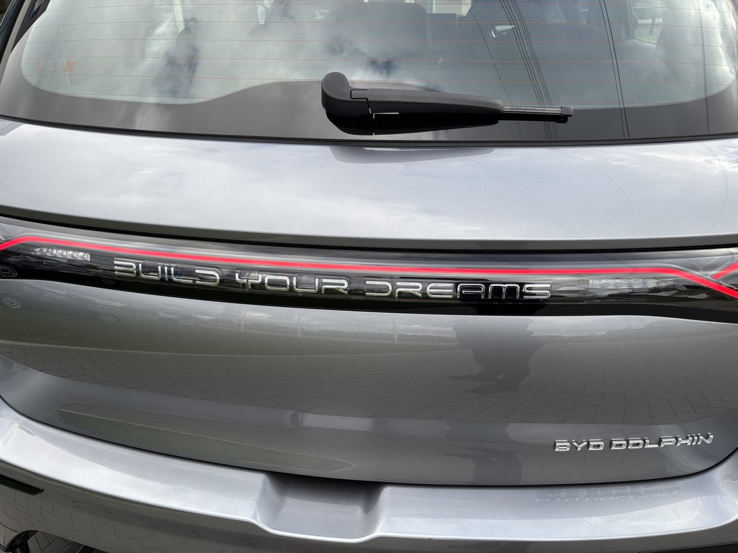 BYD DOLPHIN