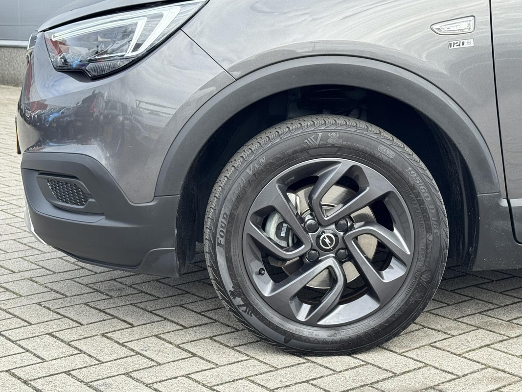 Opel Crossland X