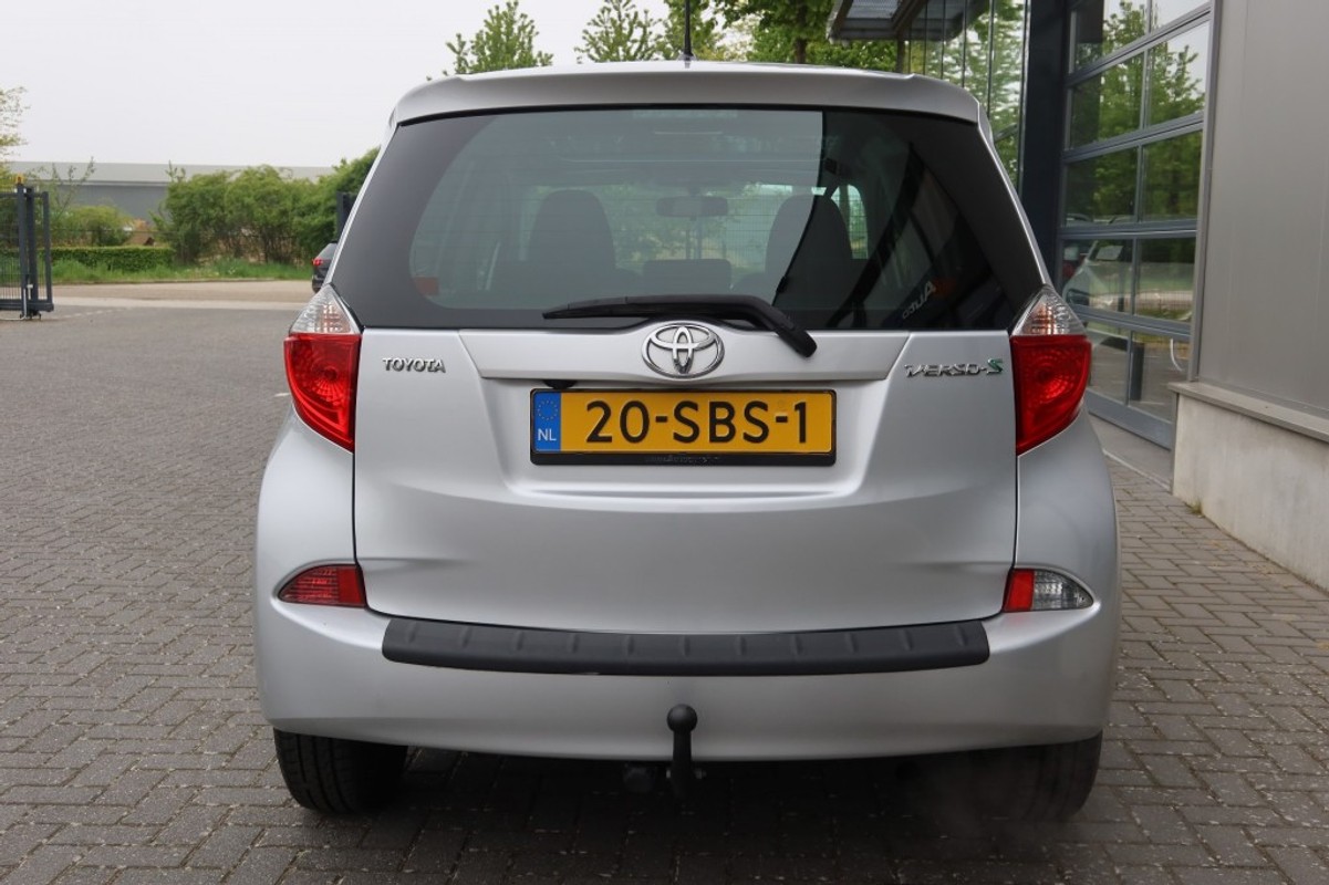 Toyota Verso-S