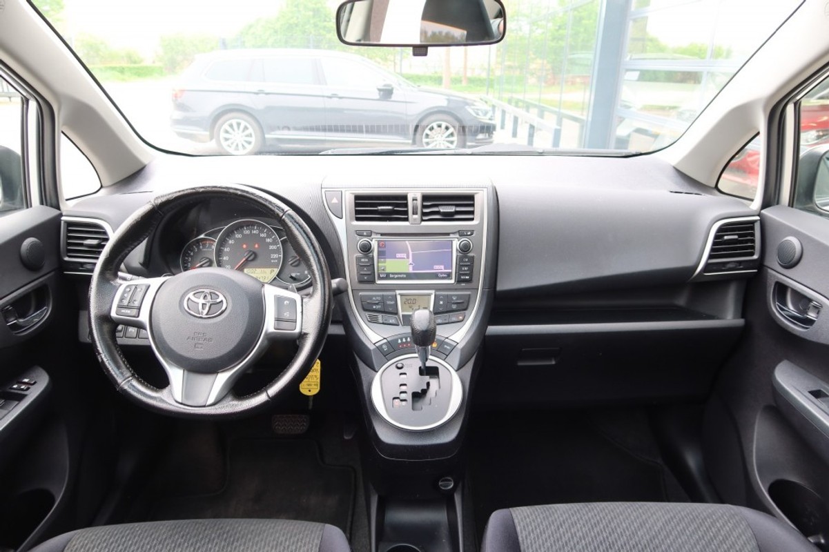 Toyota Verso-S