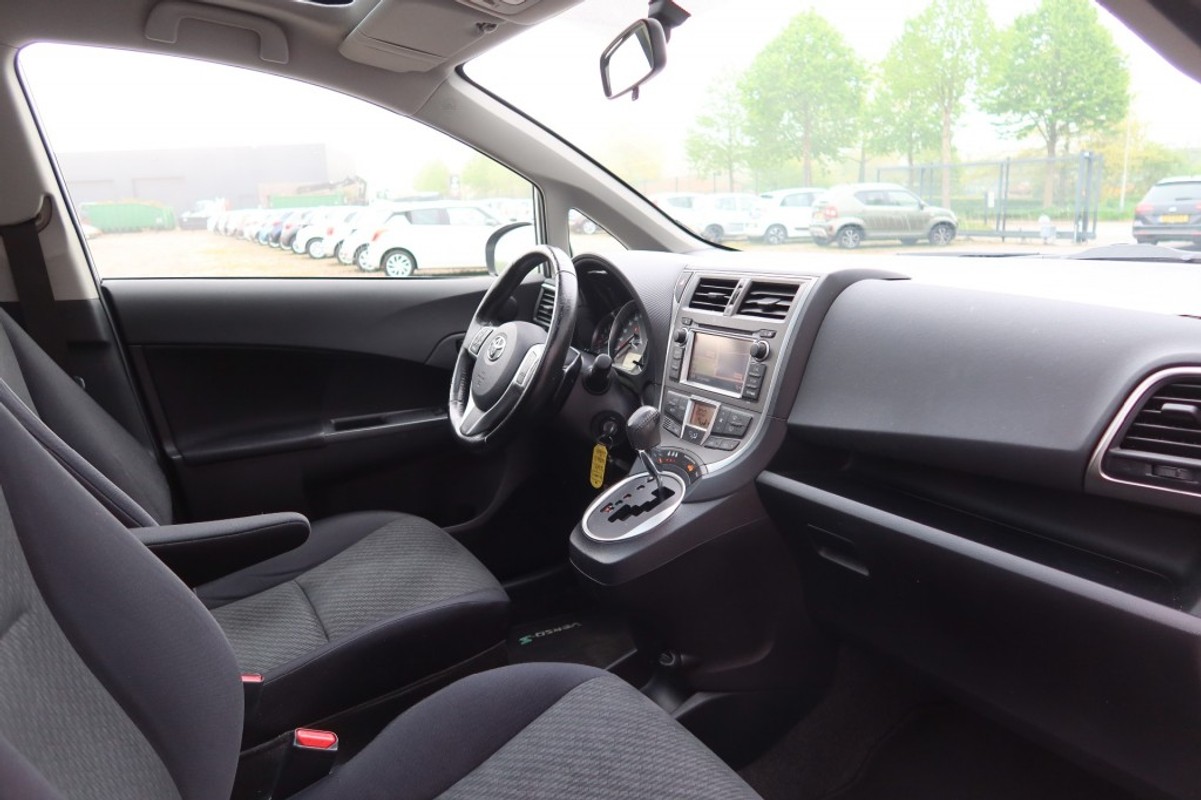 Toyota Verso-S