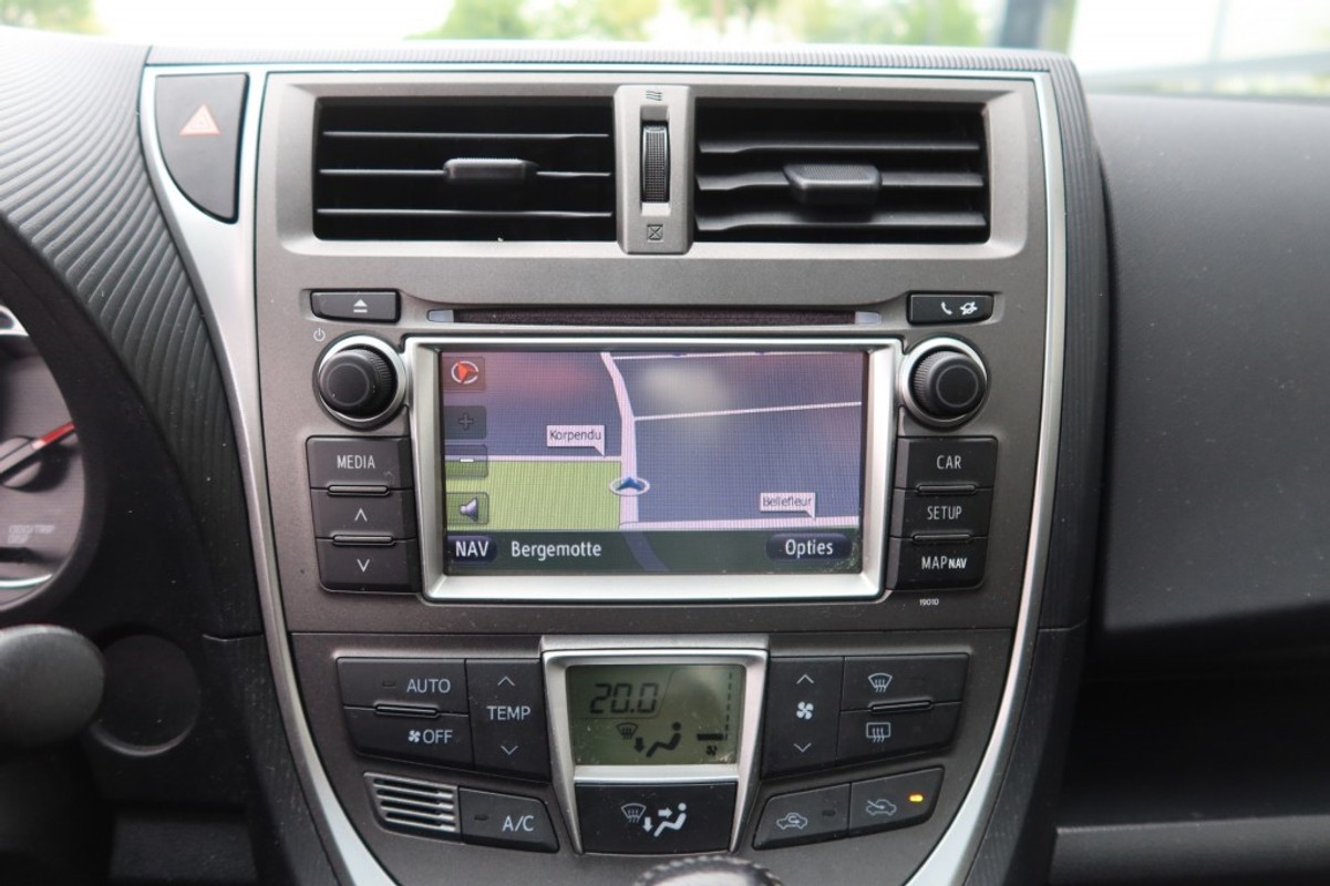 Toyota Verso-S