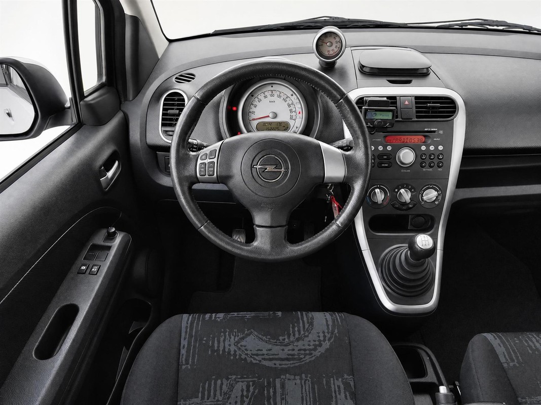 Opel Agila