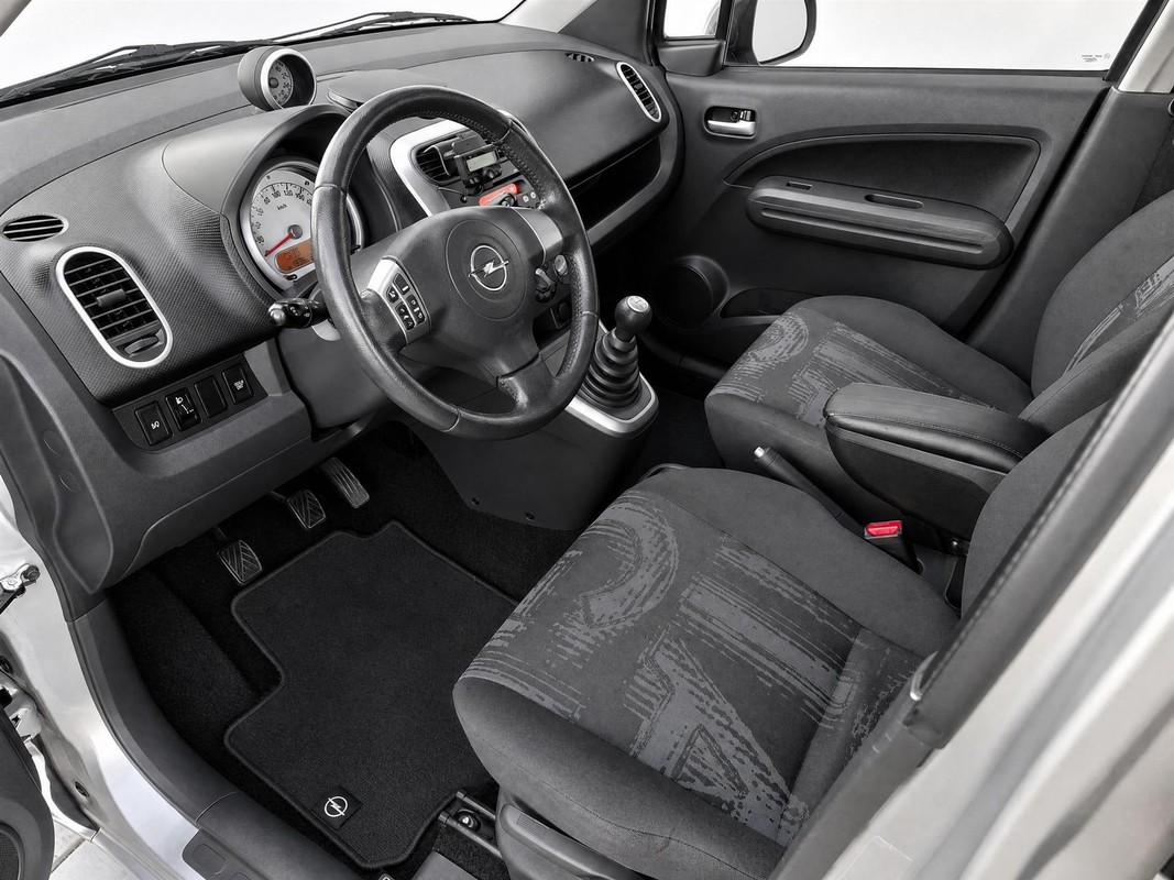 Opel Agila