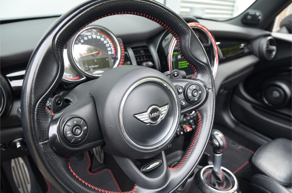 MINI Cooper Cabrio