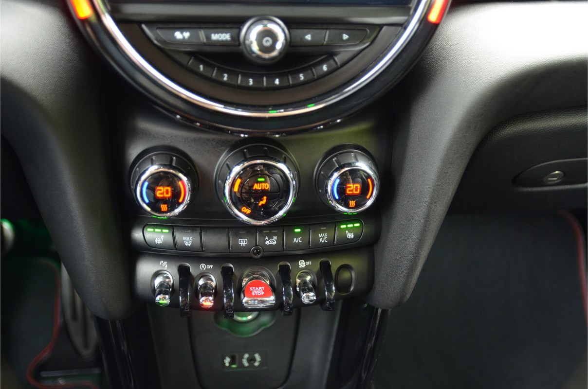 MINI Cooper Cabrio