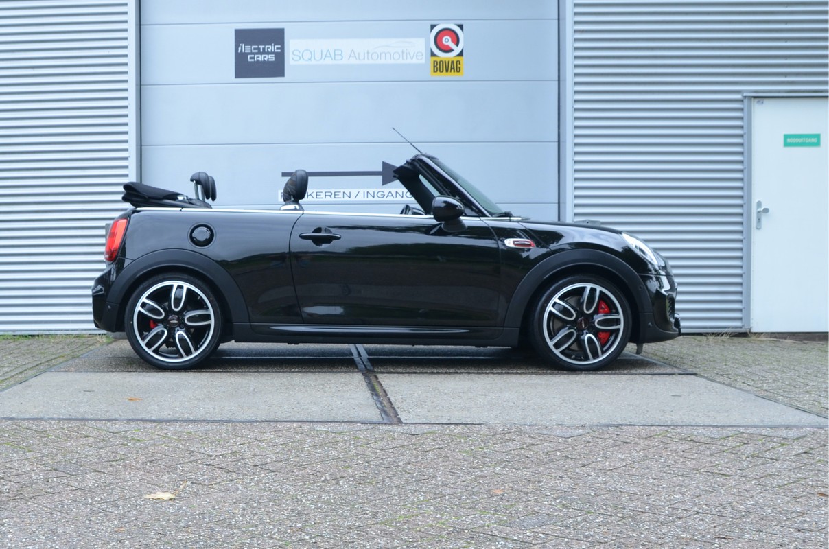 MINI Cooper Cabrio