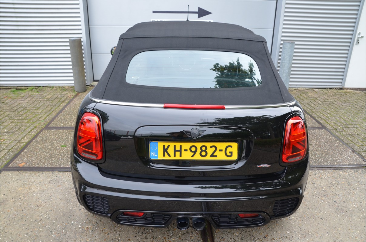 MINI Cooper Cabrio