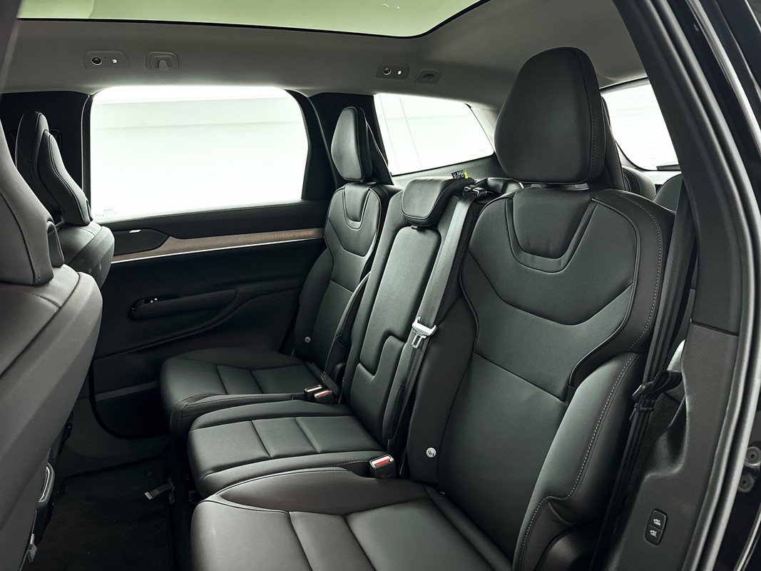 Volvo EX90