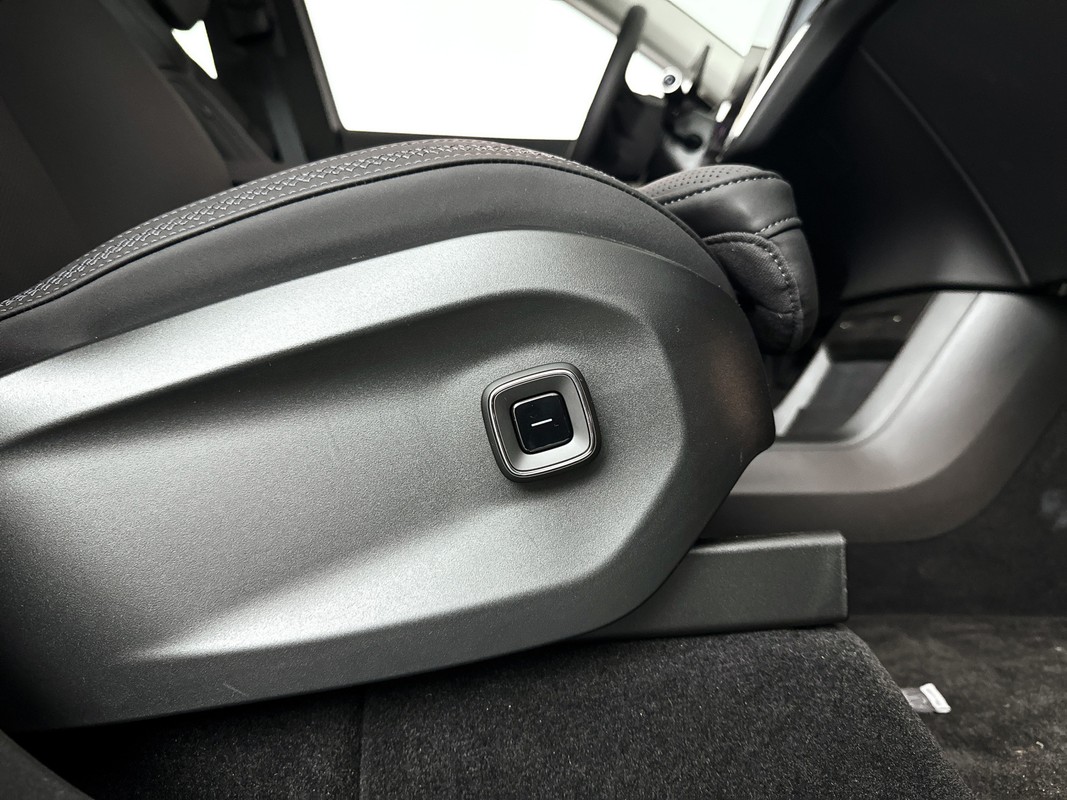 Volvo EX90