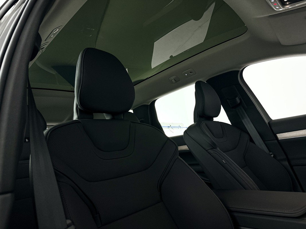 Volvo EX90