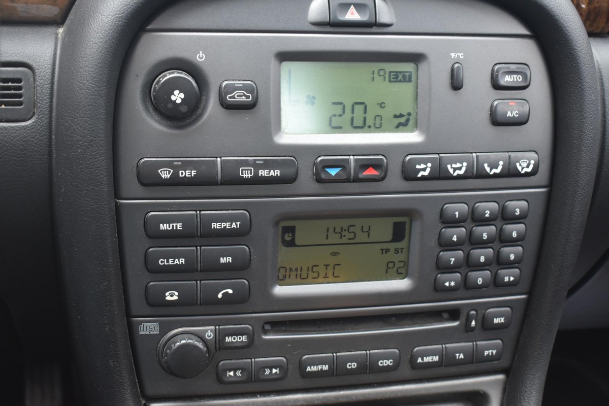 Jaguar X-Type