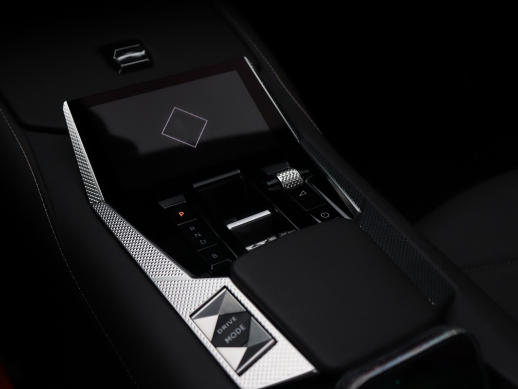 DS DS 4