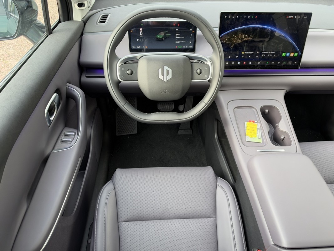 Leapmotor C10