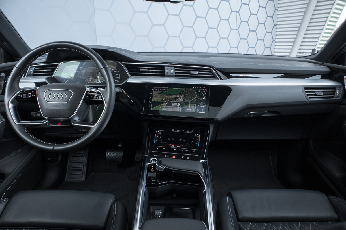 Audi e-tron