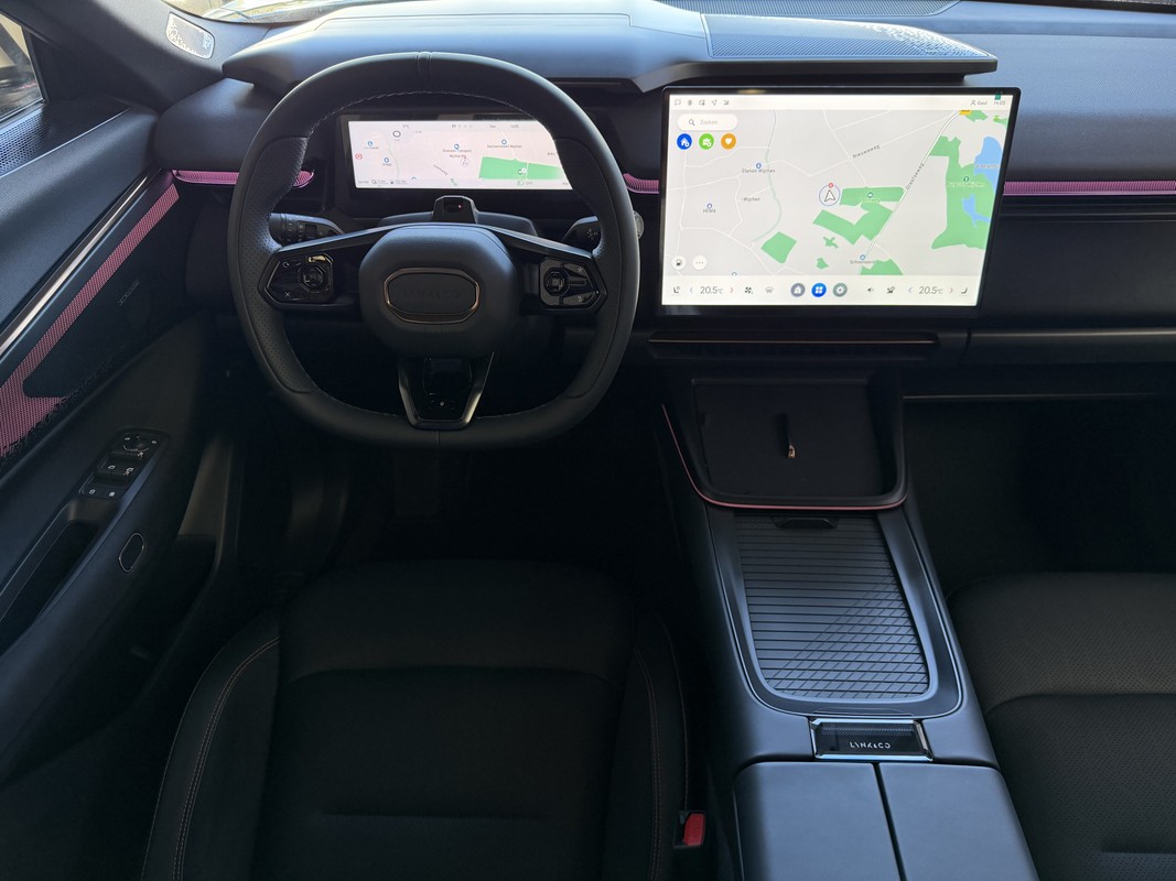 Lynk & Co 08