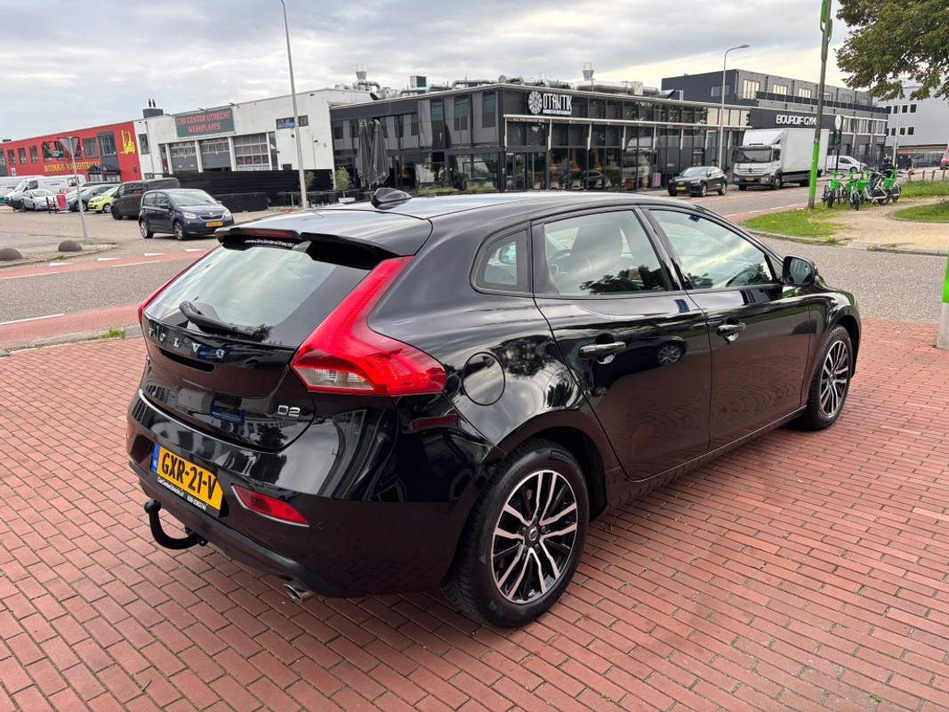 Volvo V40