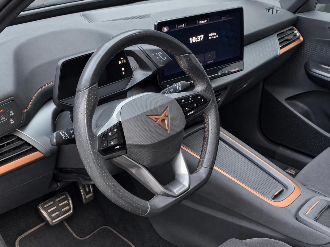 CUPRA Born