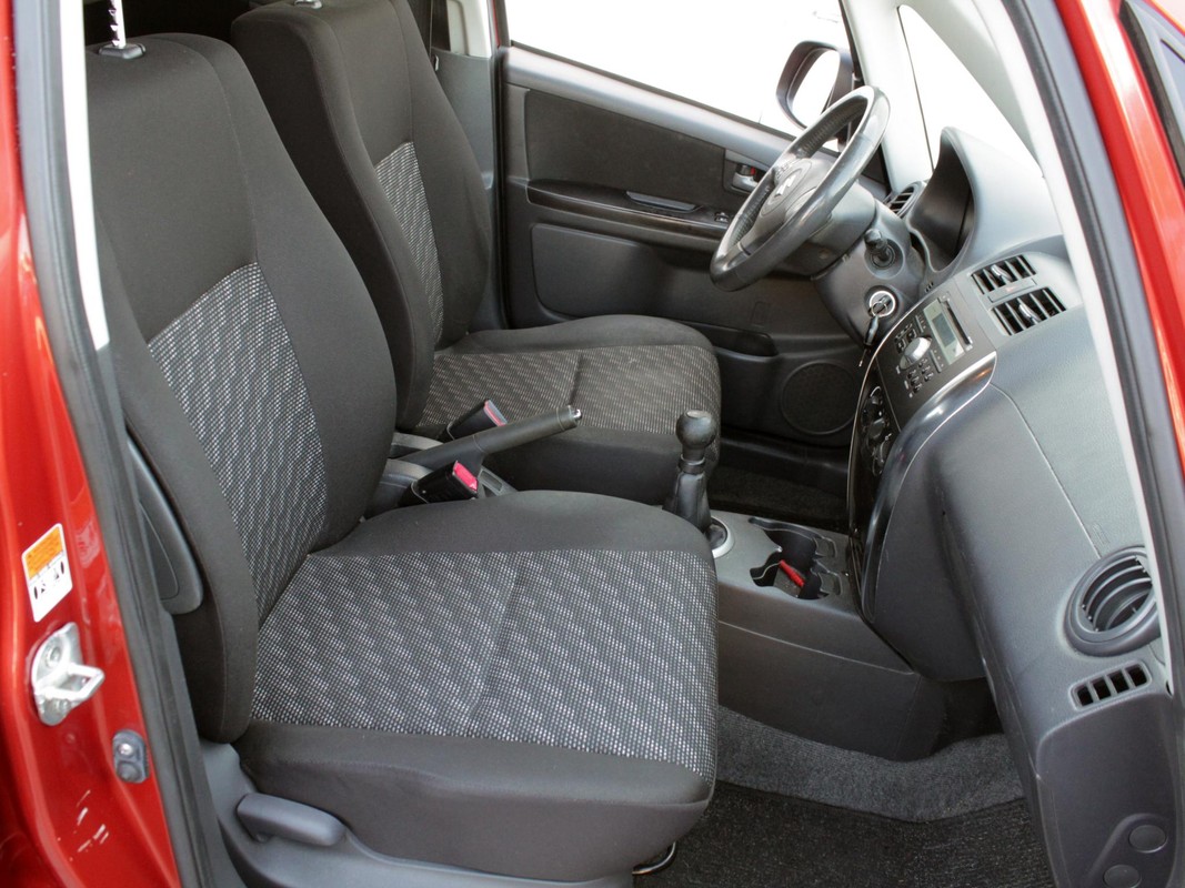 Suzuki SX4