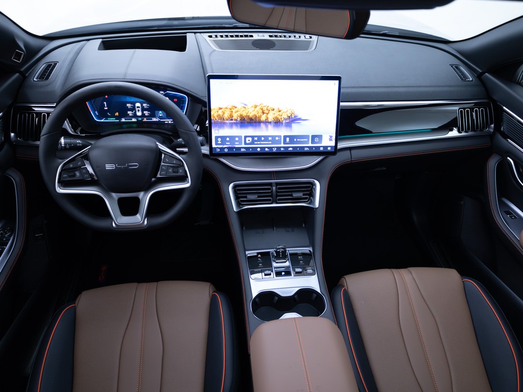 BYD SEAL U