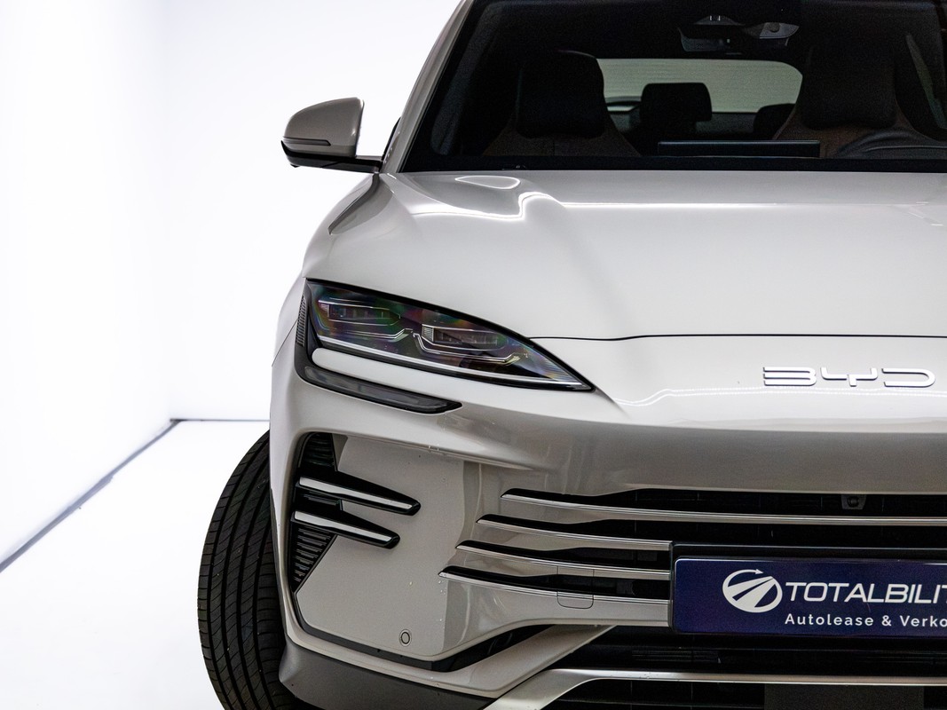 BYD SEAL U